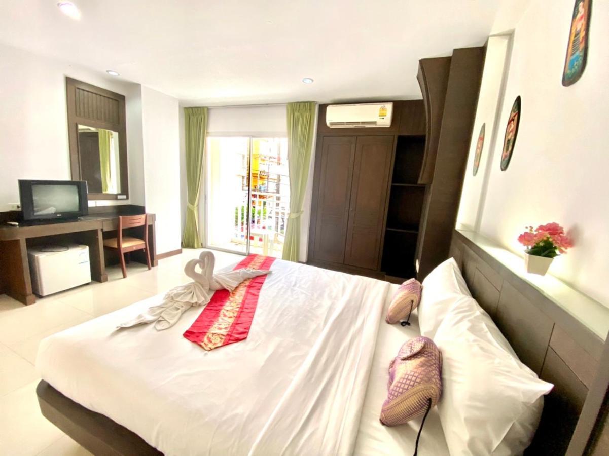 One World One Home Patong 2 Екстериор снимка
