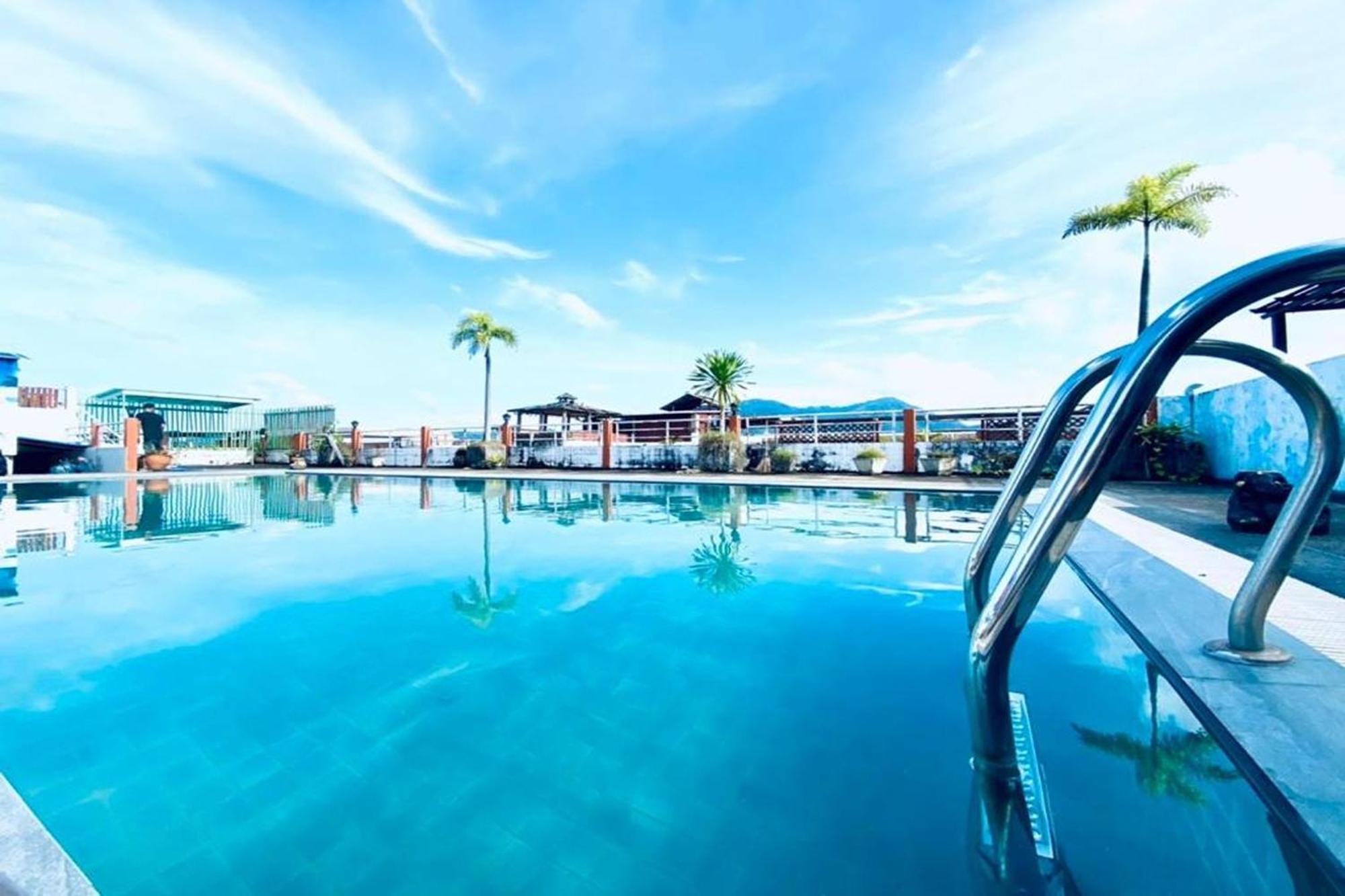 One World One Home Patong 2 Екстериор снимка